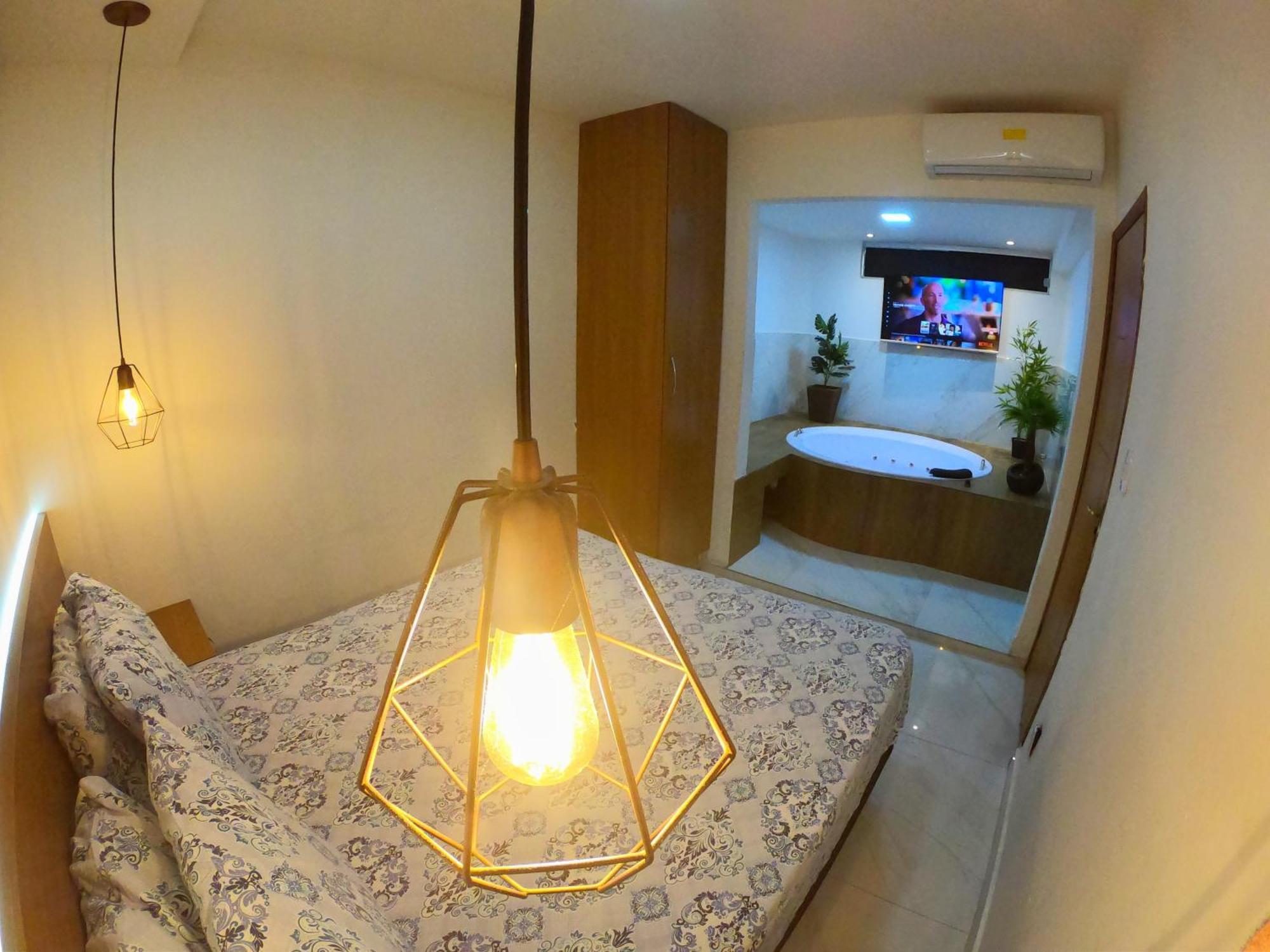 Th 101 - Flat Com Banheira De Hidromassagem Apartment Говернадор Валадарес Екстериор снимка